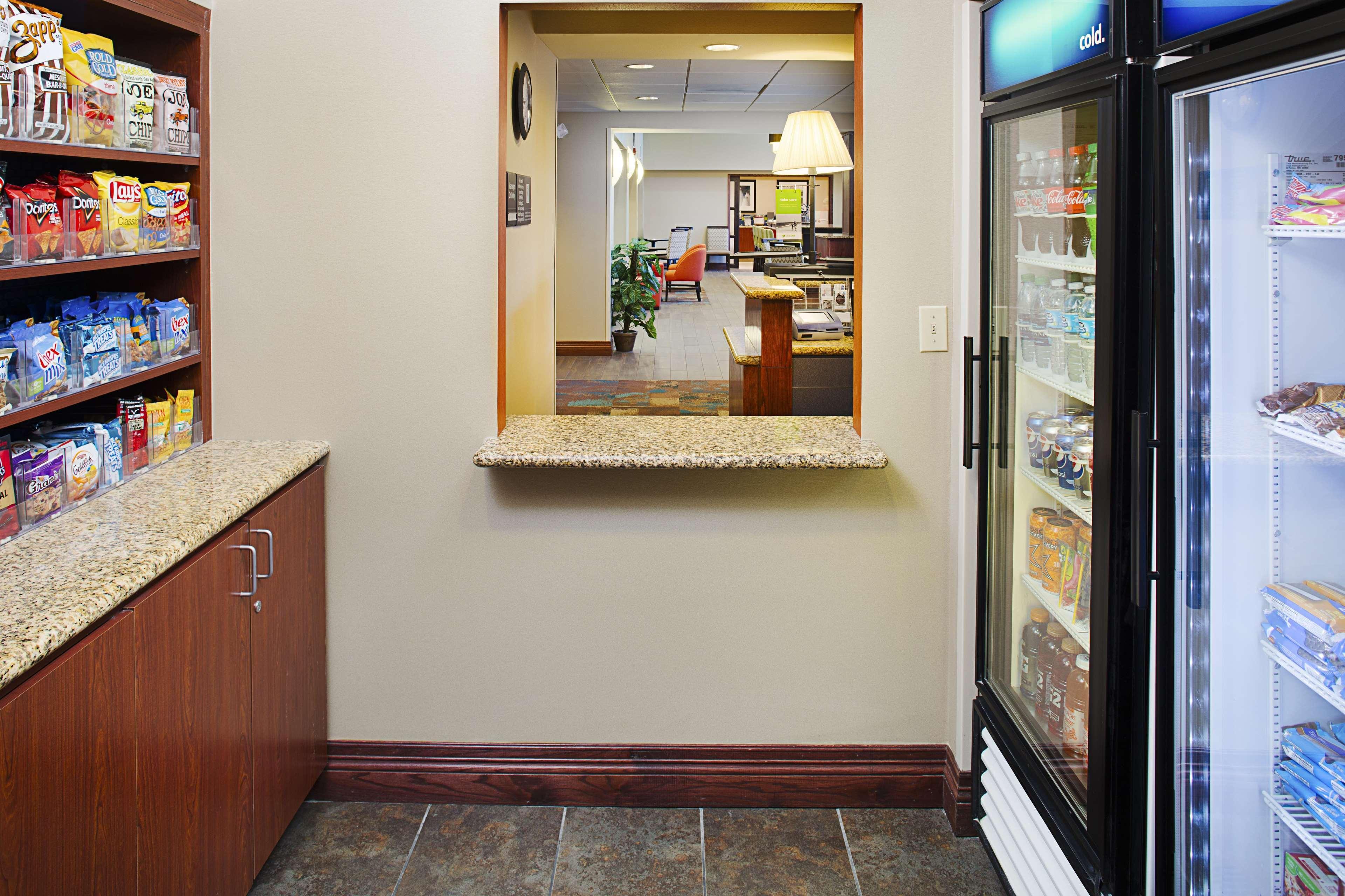 Hampton Inn & Suites Lancaster Eksteriør billede