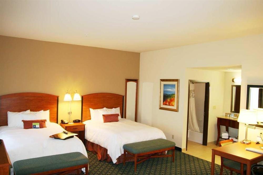 Hampton Inn & Suites Lancaster Værelse billede
