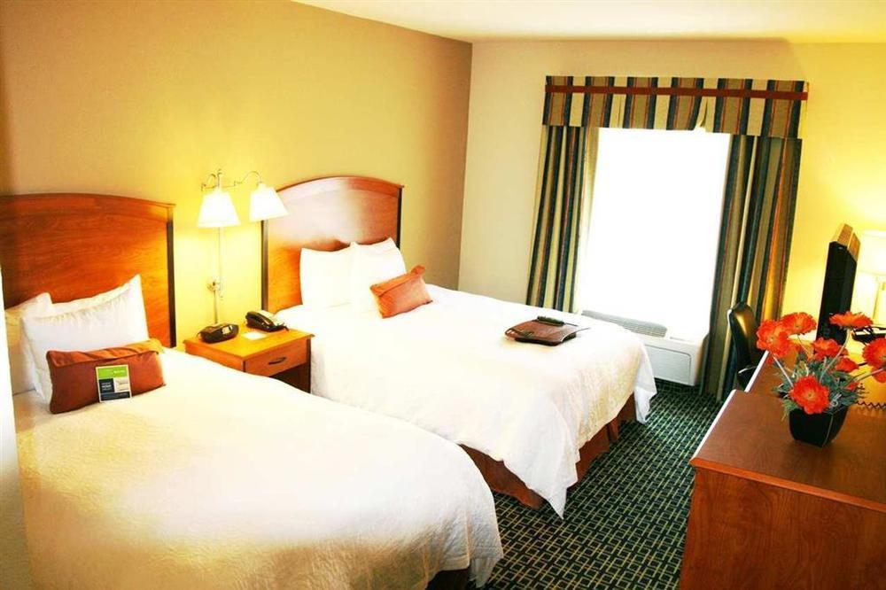 Hampton Inn & Suites Lancaster Værelse billede