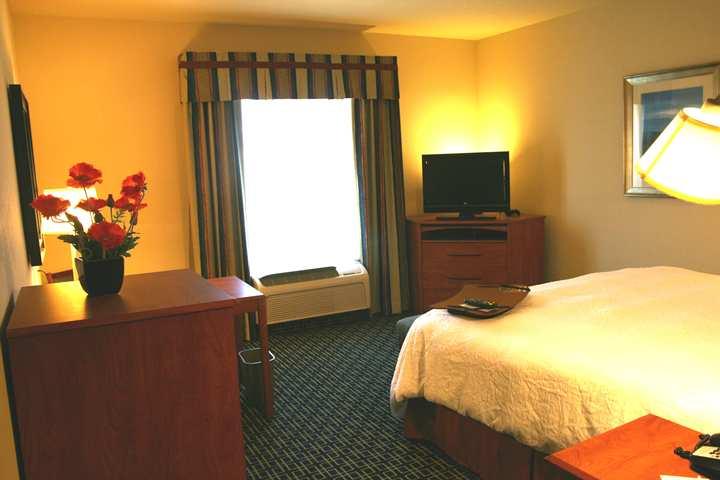 Hampton Inn & Suites Lancaster Værelse billede