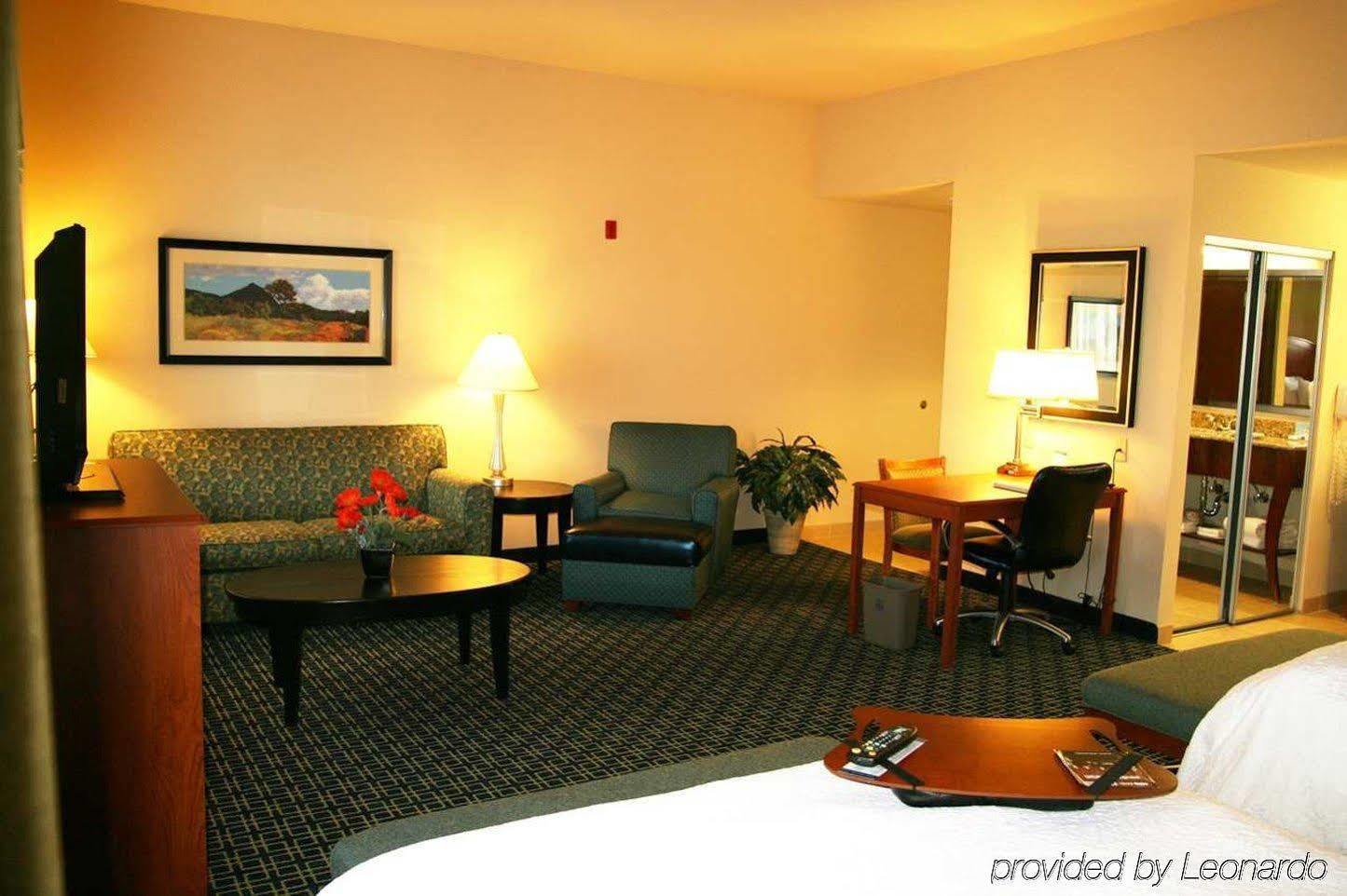 Hampton Inn & Suites Lancaster Værelse billede